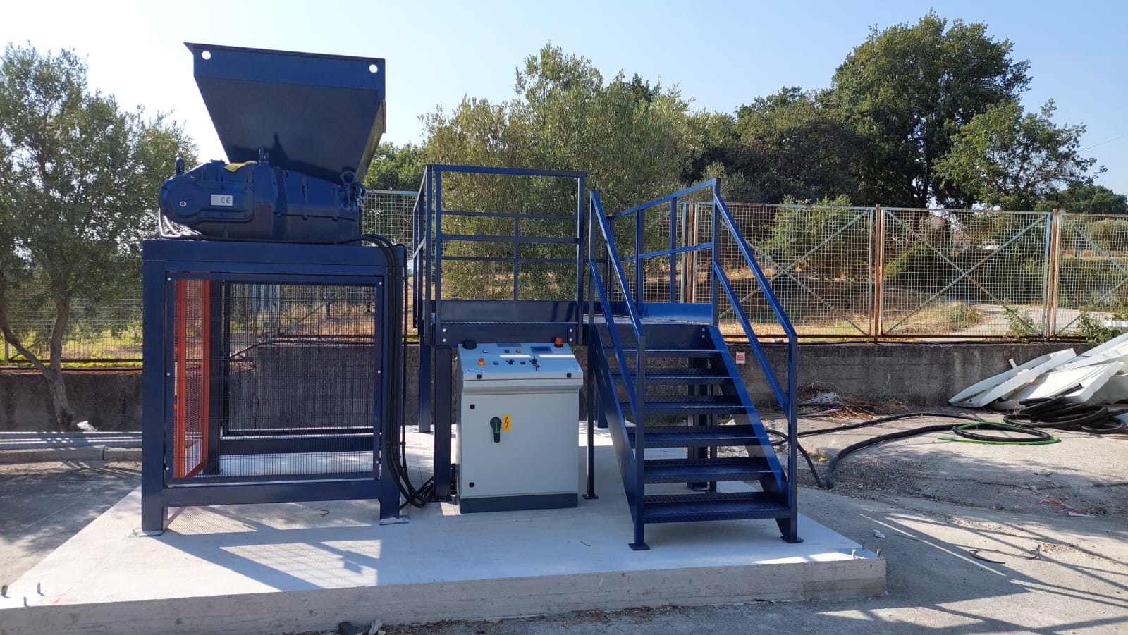 Trasformare le carrozzerie frigorifere in materia prima seconda | SatrindTech Srl