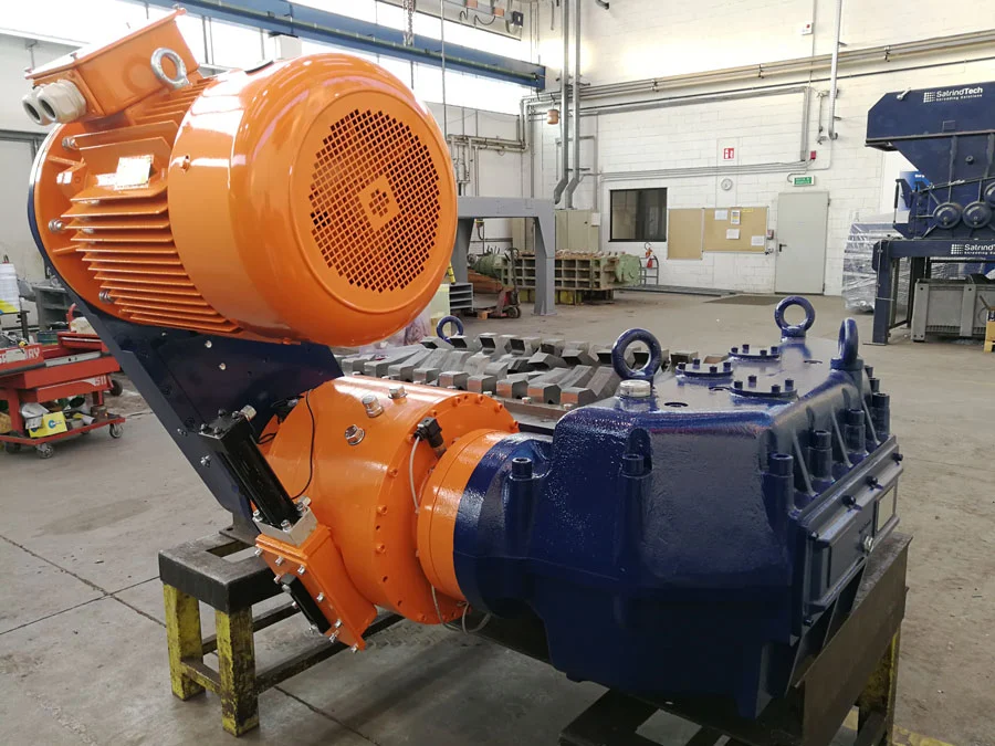 Trituratore bialbero 50 hp con cambio automatico