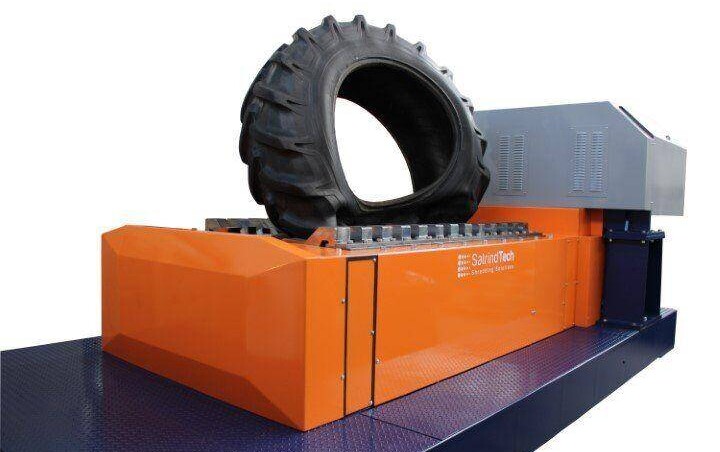 Triturador industrial 2 ejes 150 HP accionamiento eléctrico con transmisión automática | SatrindTech Srl