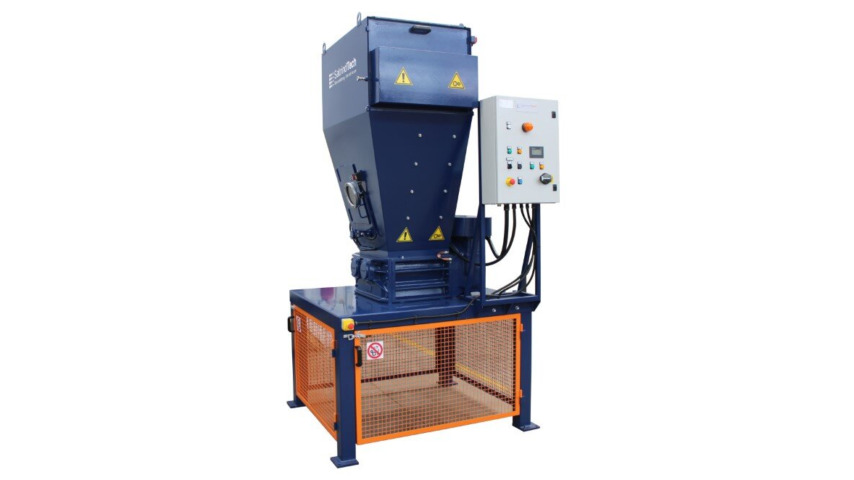 Shredding of polyethylene tubes and roll holders Shredding of polyethylene tubes and roll holders | SatrindTech Srl
